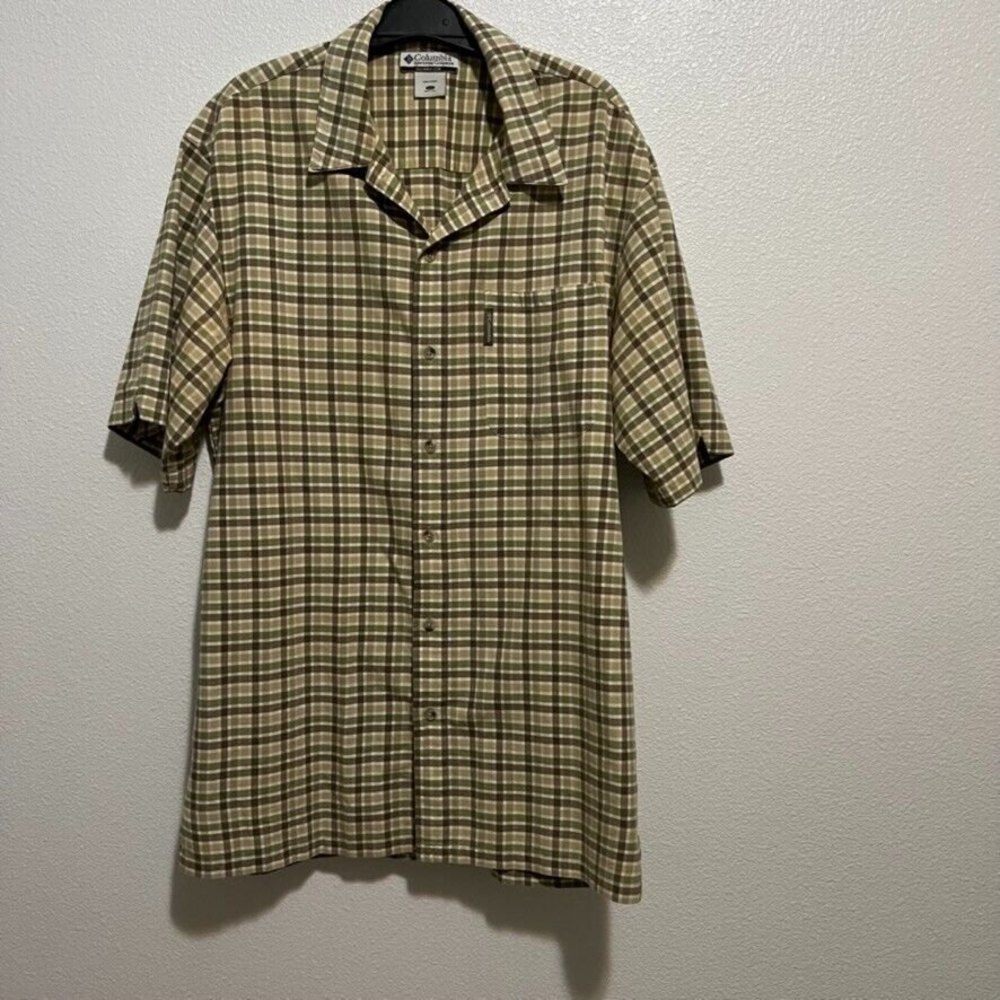 Columbia Men's Short Sleeve Plaid Button Down Collar Shirt 100% Cotton Sz LT